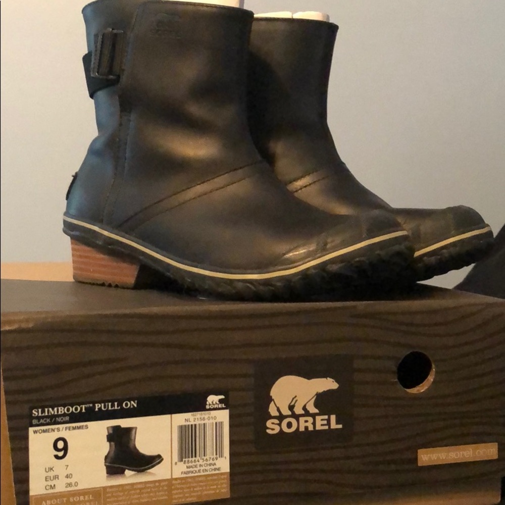 Sorel women’s slimboot pull on ankle boot